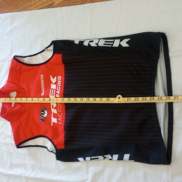 Bontrager Mens Deep winter cycling vest size small. - Picture 7 of 7